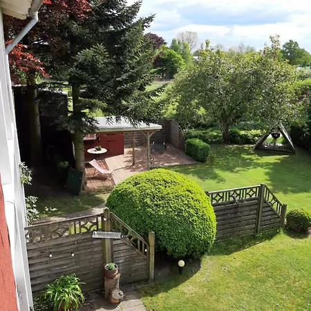 Homestay Huetti's Huette Oldendorf (Stade)